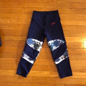 Free Flying Fish leggings